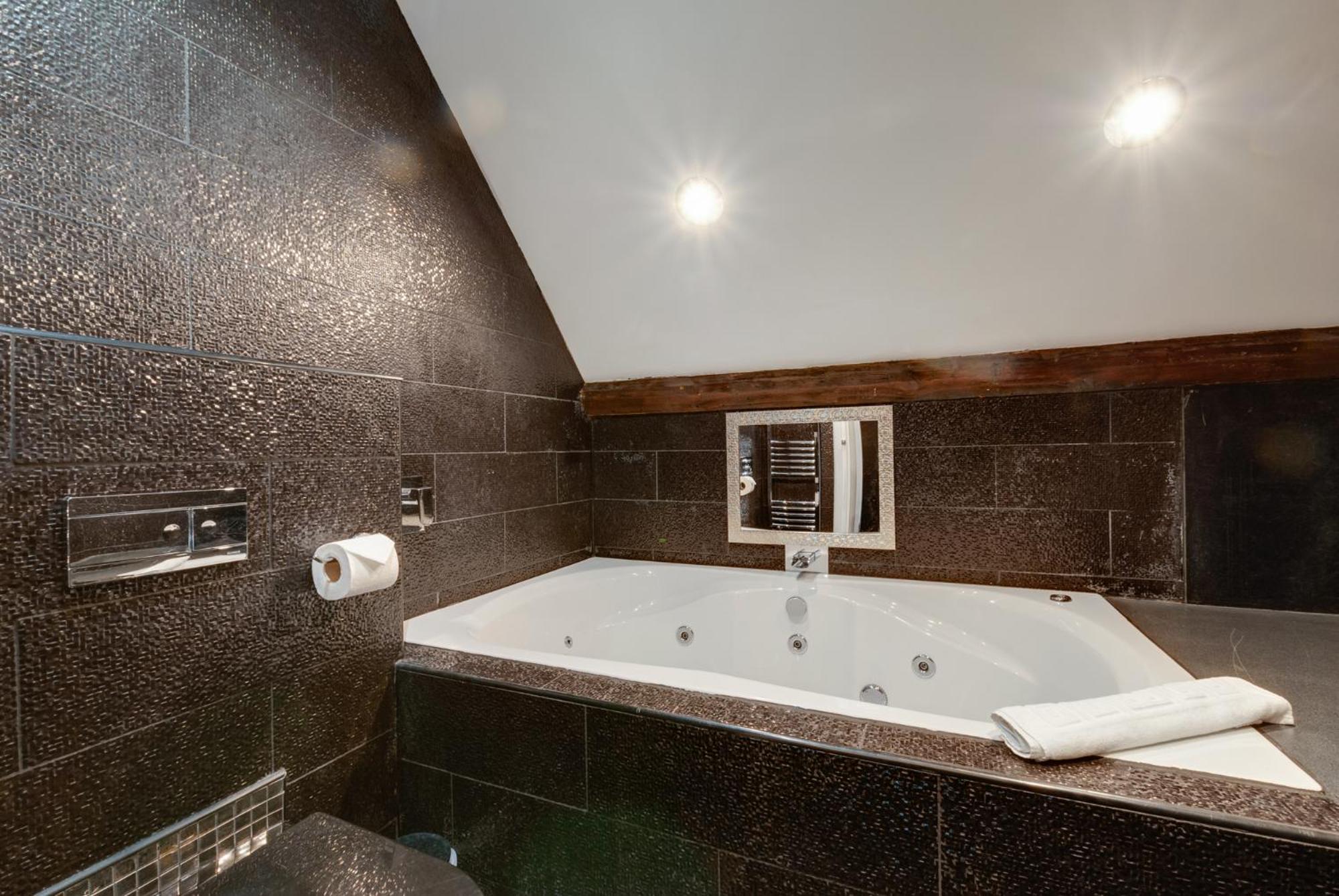 Boutique 56 Hotel *